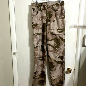Cabela’s cargo camo pants